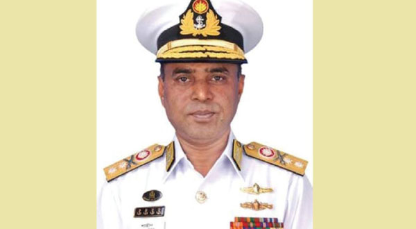 নৌবাহিনীর প্রধান অ্যাডমিরাল এম শাহীন ইকবাল